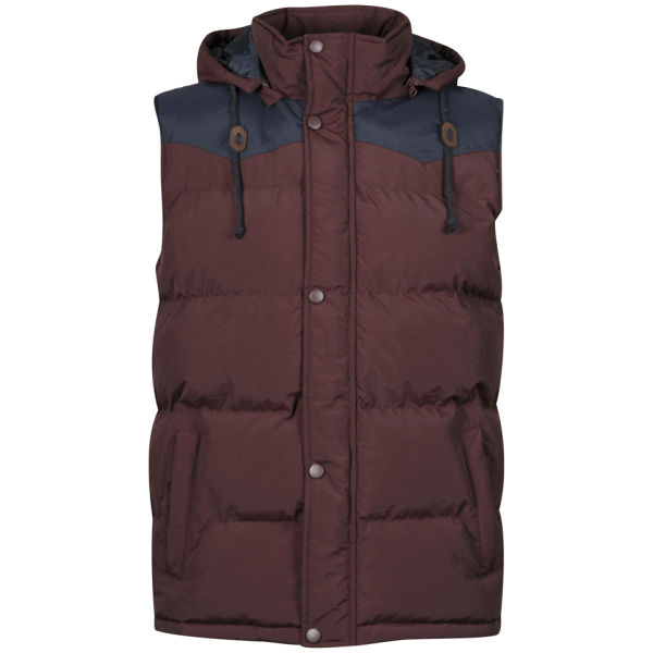 Burgundy gilet mens Polartec® Thermal Pro® weight fleece gilet in Burgundy, an ideal mid layer, or for extra warmth can be zipped into the Men's Ptarmigan Interactive Shooting Coat. The Schoffel Oakham fleece can be zipped into the Ptarmigan Interactive Coat to provide an extra insulative layer.