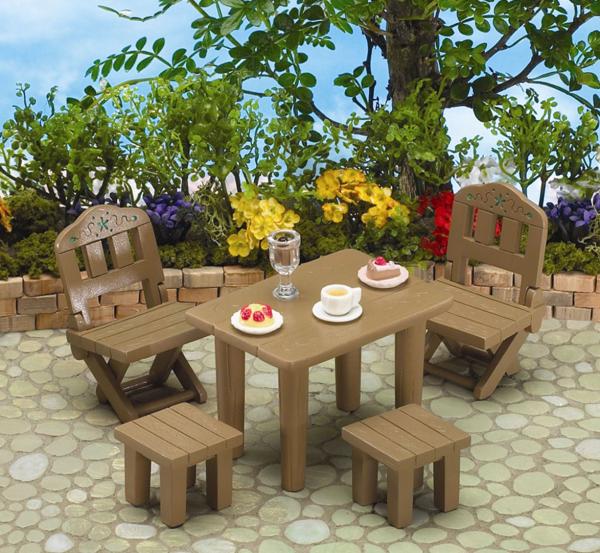 Sylvanian Family: Patio furniture set Toys | TheHut.com
