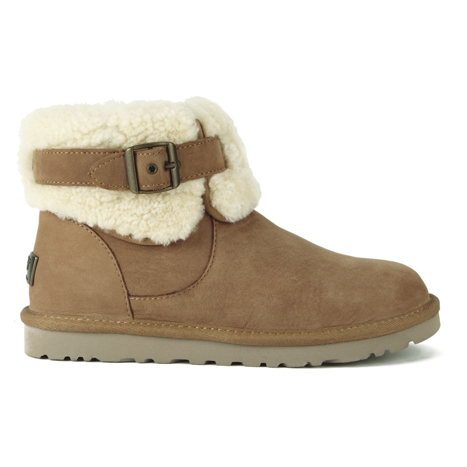Find a stylish selection of iconic Timberland boots & shoes in the latest designs for men, women & kids. Get next day delivery when you order by 9PM.