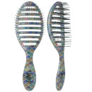 WetBrush Treasured Waters Speed Dry Brush - Mermaid Tail WetBrush Treasured Waters Speed Dry Brush - Mermaid Tail