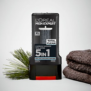 L'Oréal Paris Men Expert Total Clean Shower Gel 300ml L'Oréal Paris Men Expert Total Clean Shower Gel 300ml