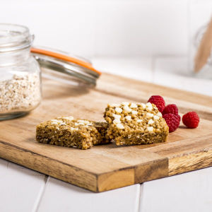 Meal Replacement Box of 7 Raspberry and White Chocolate Bars