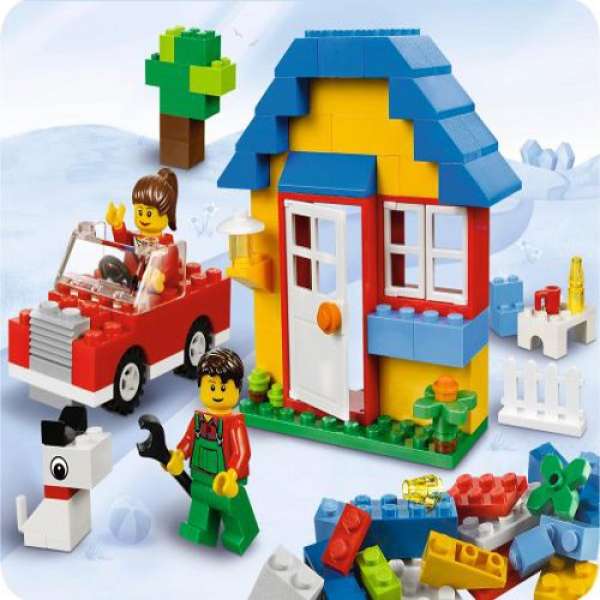 LEGO: House Building Set (5899) Toys | TheHut.com