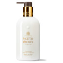 Molton Brown Oudh Accord and Gold Body Lotion (300 ml) Molton Brown Oudh Accord and Gold Body Lotion (300 ml)