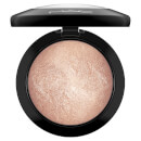 MAC Mineralize Skinfinish Highlighter - Soft and Gentle MAC Mineralize Skinfinish Highlighter - Soft and Gentle