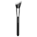 MAC 161S Duo Fibre Face Glider Brush MAC 161S Duo Fibre Face Glider Brush