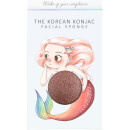 Caja con esponja facial Konjac y gancho Mythical Mermaid de The Konjac Sponge Company - Arcilla roja 30 g Caja con esponja facial Konjac y gancho Mythical Mermaid de The Konjac Sponge Company - Arcilla roja 30 g