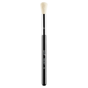 Sigma F06 Powder Sweep Brush