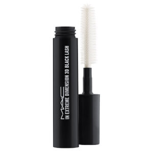 MAC In Extreme Dimension 3D Black Lash - Free Gift