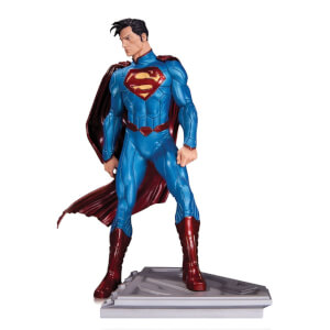 Estatua Superman Hombre de Acero - DC Comics