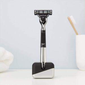 Mach3 Razor Gift Pack and Razor Stand (Chrome Handle)