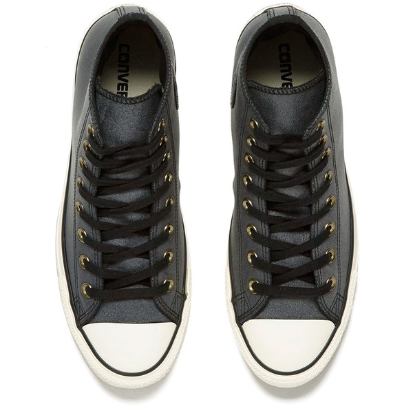 chuck taylor all star vintage leather low top