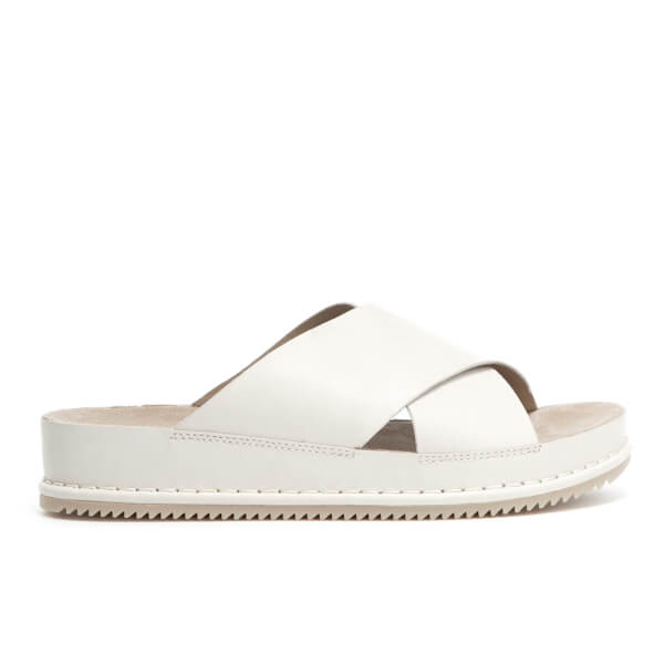 clarks flip flops uk