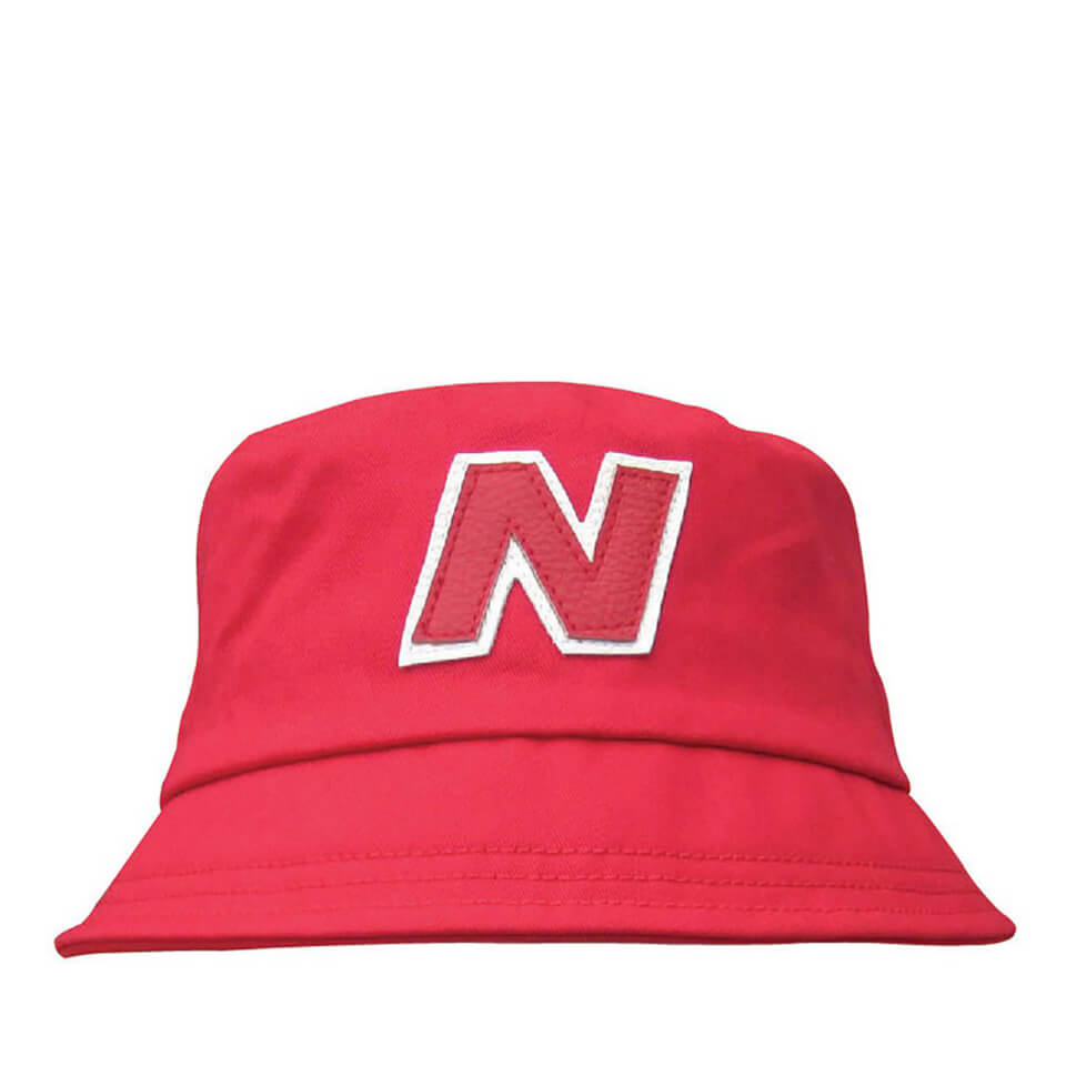 New Balance Unisex Glasto Cotton Bucket Hat - Cotton Twill Red/White Clothing | TheHut.com