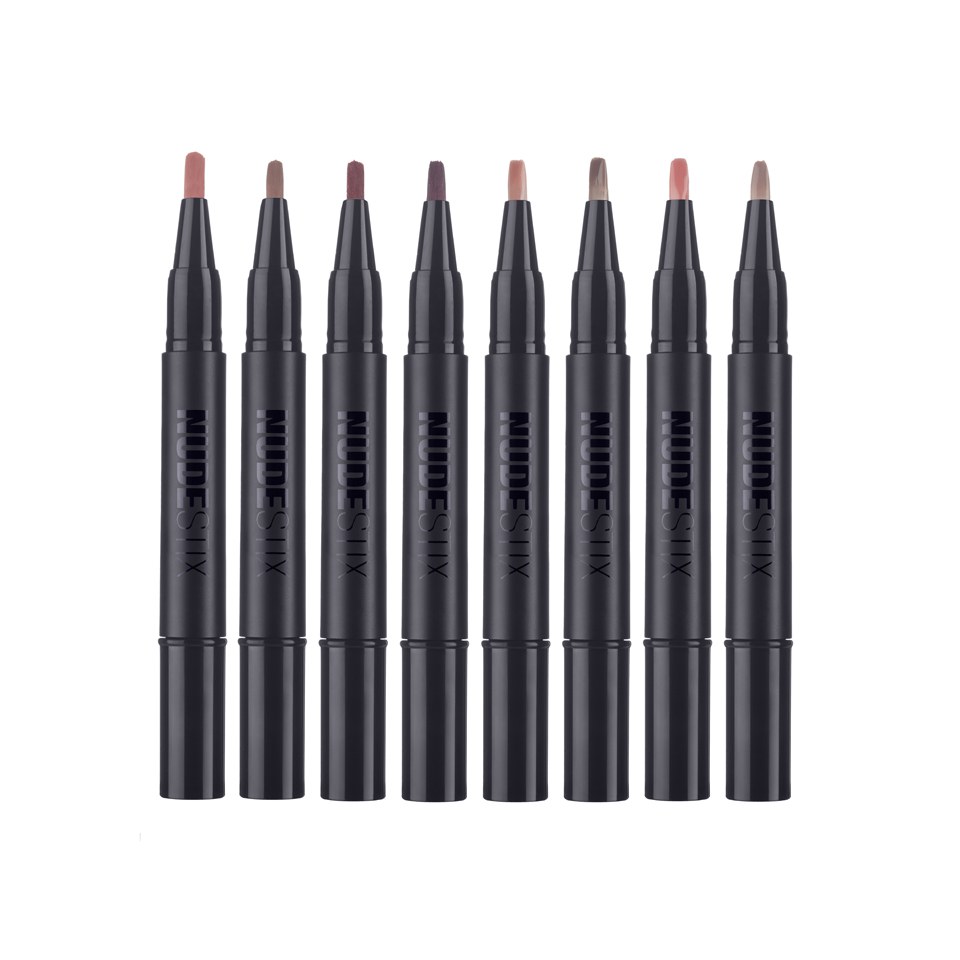 L. Waterproof блеск для губ. C. Lip pen. C.