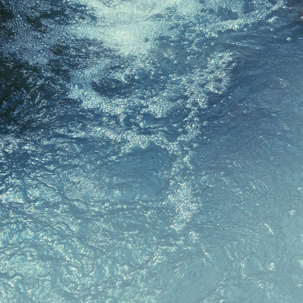 Healing Concentrate™ - A patented complex rich in minerals from Hungarian thermal waters that leaves skin firmer, suppler and more youthful in appearance.