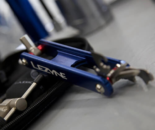 LEZYNE